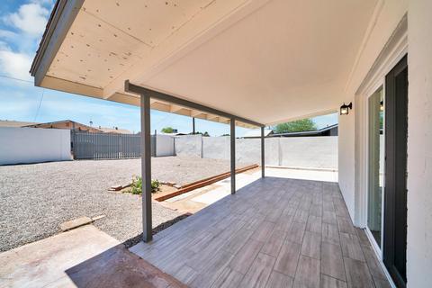 409 E Desert Dr, Phoenix, AZ 85042 photo 30