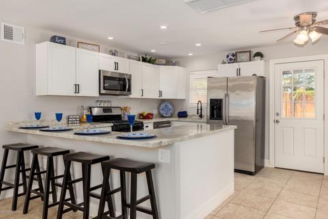 1656 E Mitchell Dr, Phoenix, AZ 85016 photo 9