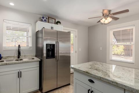 1656 E Mitchell Dr, Phoenix, AZ 85016 photo 13