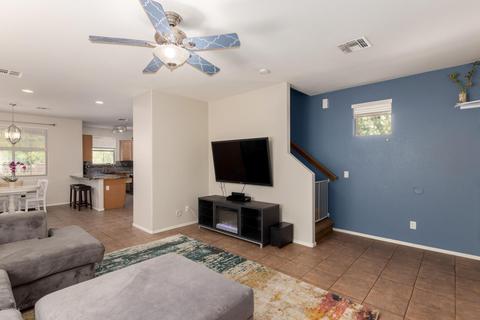4368 E Renee Dr, Phoenix, AZ 85050 photo 9