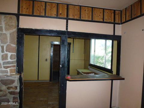 548 W Canyon St, Globe, AZ 85501 photo 3
