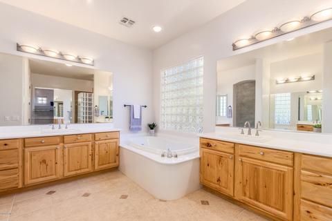 3526 E Menlo Cir, Mesa, AZ 85213 photo 32