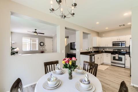 2852 S Brett St, Gilbert, AZ 85295 photo 6