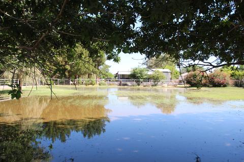 17534 E Brooks Farm Rd #'-', Gilbert, AZ 85298 photo 4