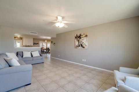 2467 E Manhatton Dr, Tempe, AZ 85282 photo 4