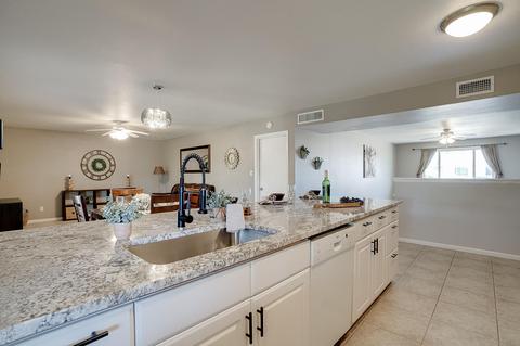 2467 E Manhatton Dr, Tempe, AZ 85282 photo 10