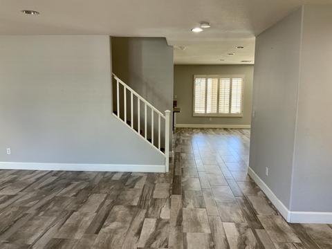 2035 E Ruby Ln, Phoenix, AZ 85024 photo 4