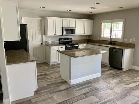 2035 E Ruby Ln, Phoenix, AZ 85024 photo 10
