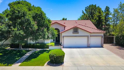 2455 Encinas Ave, Gilbert, AZ 85234 photo 2