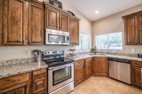 2455 Encinas Ave, Gilbert, AZ 85234 photo 14