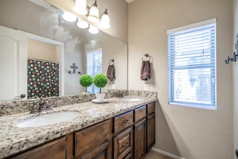 2455 Encinas Ave, Gilbert, AZ 85234 photo 28