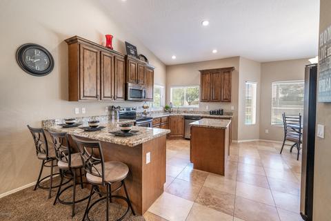 2455 Encinas Ave, Gilbert, AZ 85234 photo 11