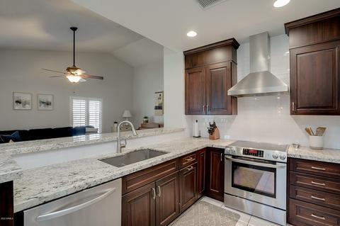 929 E Citation Ln, Tempe, AZ 85284 photo 17