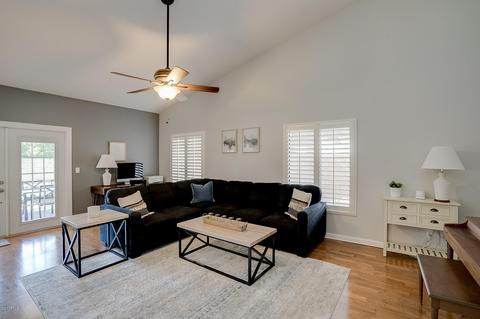 929 E Citation Ln, Tempe, AZ 85284 photo 11