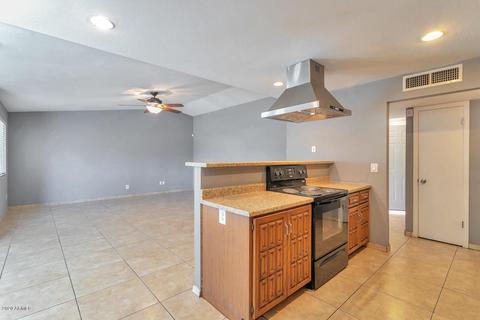 6914 W Earll Dr, Phoenix, AZ 85033 photo 8