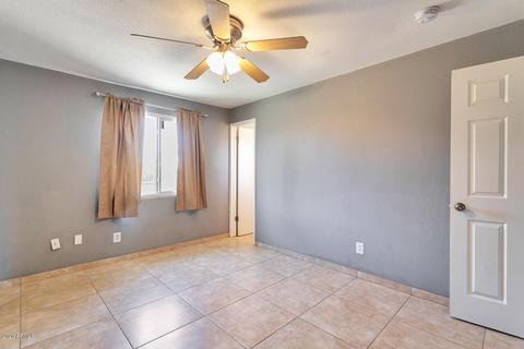 6914 W Earll Dr, Phoenix, AZ 85033 photo 13