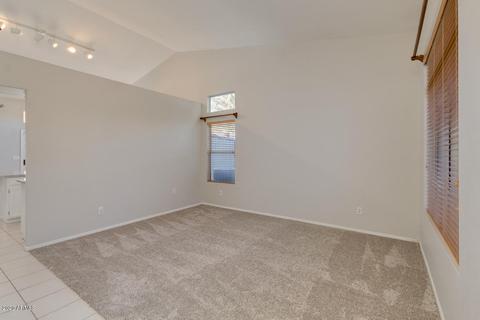 1342 E Vaughn Ave, Gilbert, AZ 85234 photo 4