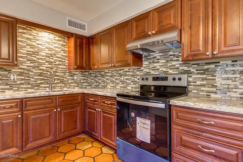 807 E Desert Dr S, Phoenix, AZ 85042 photo 20