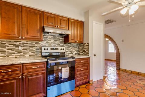 807 E Desert Dr S, Phoenix, AZ 85042 photo 19