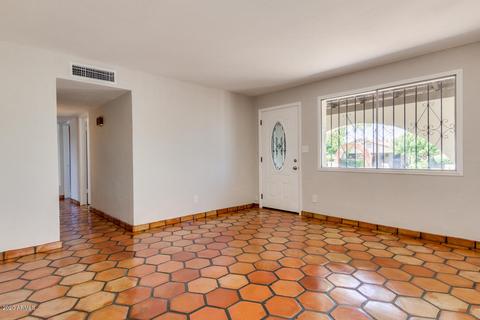 807 E Desert Dr S, Phoenix, AZ 85042 photo 11