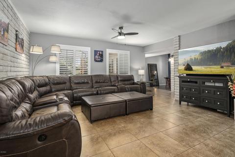 65 E Canterbury Ct, Phoenix, AZ 85022 photo 6