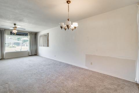 6830 N 14th Dr, Phoenix, AZ 85013 photo 9