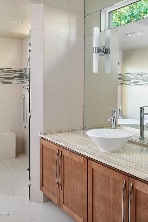 4610 E Pinchot Ave, Phoenix, AZ 85018 photo 12