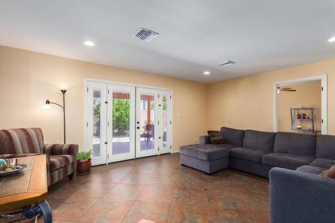 1950 E Alameda Dr, Tempe, AZ 85282 photo 2