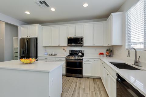 7852 E Billings St, Mesa, AZ 85207 photo 3