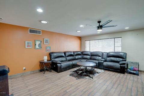 4302 E Catalina Dr, Phoenix, AZ 85018 photo 4