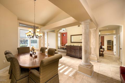 7937 E Saddleback Cir, Mesa, AZ 85207 photo 4
