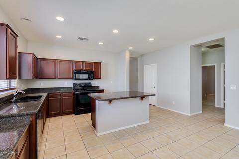 1263 E Apricot Ln, Gilbert, AZ 85298 photo 13
