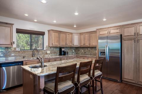 2843 Thunderbird Way, Overgaard, AZ 85933 photo 13