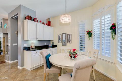 280 E Frances Ln, Gilbert, AZ 85295 photo 10