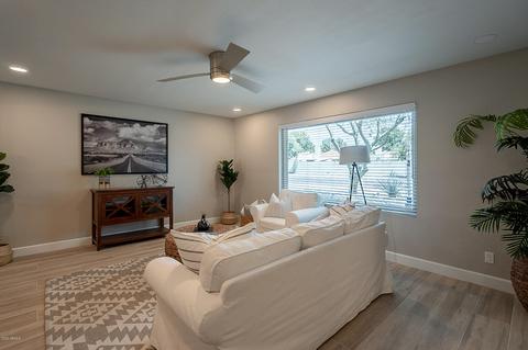 3017 E North Ln, Phoenix, AZ 85028 photo 8