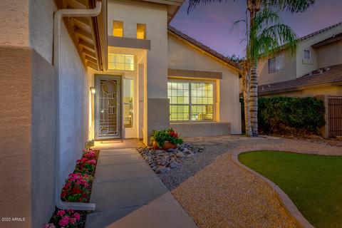 311 E Constitution Dr, Gilbert, AZ 85296 photo 4