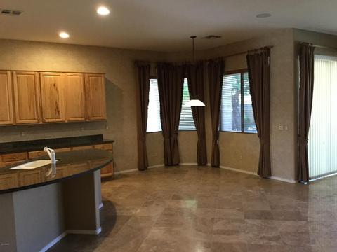 2668 S Balboa Dr, Gilbert, AZ 85295 photo 5