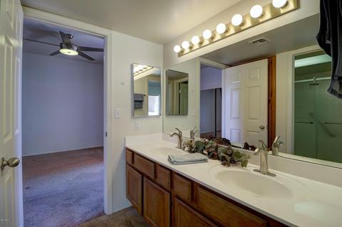 11 E Beck Ln, Phoenix, AZ 85022 photo 17