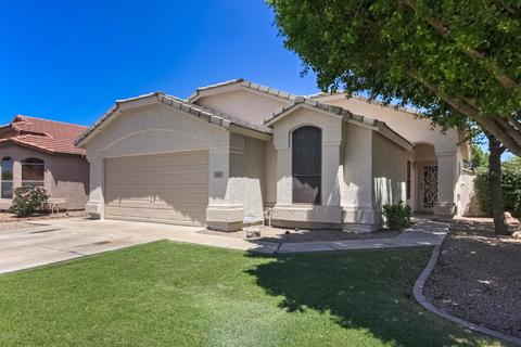 662 E Kyle Dr, Gilbert, AZ 85296 photo 2