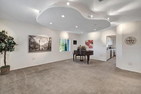3701 E Monterosa St #33, Phoenix, AZ 85018 photo 4