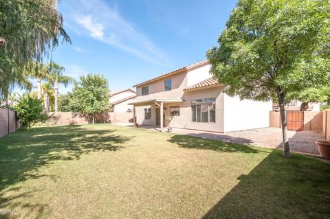 1096 E Del Rio St, Gilbert, AZ 85295 photo 2