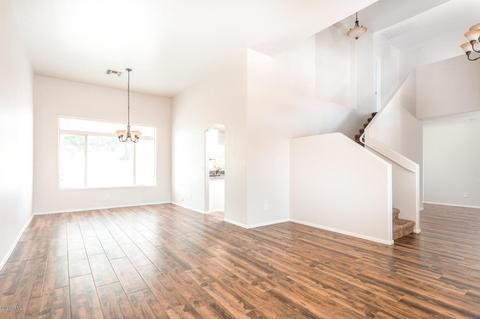 1096 E Del Rio St, Gilbert, AZ 85295 photo 5