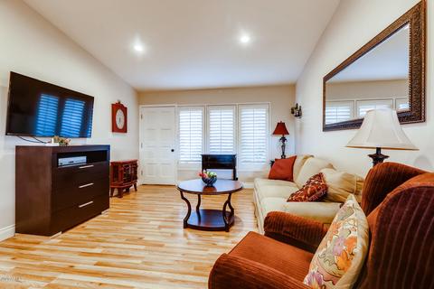 1320 E Bethany Home Rd #48, Phoenix, AZ 85014 photo 2