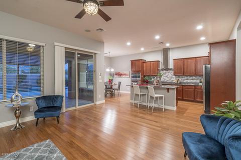 7847 S Sequoia Dr, Gilbert, AZ 85298 photo 5