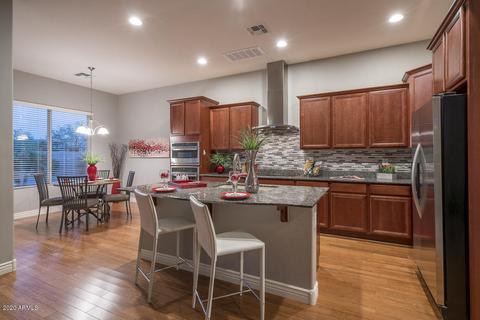 7847 S Sequoia Dr, Gilbert, AZ 85298 photo 9