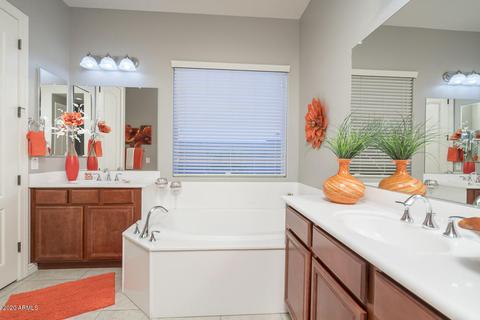 7847 S Sequoia Dr, Gilbert, AZ 85298 photo 15