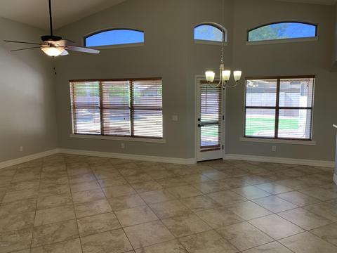 1076 E Gail Dr, Gilbert, AZ 85296 photo 4