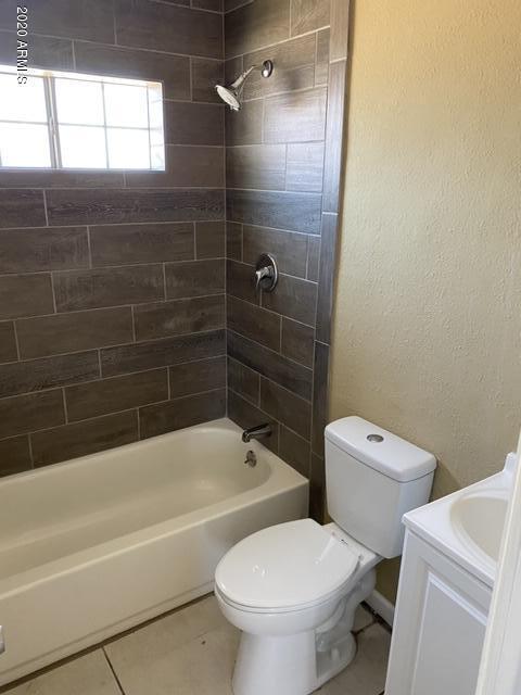 2245 E Nancy Ln, Phoenix, AZ 85042 photo 6