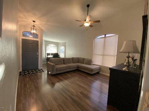 2211 S Peppertree Ct, Gilbert, AZ 85295 photo 2