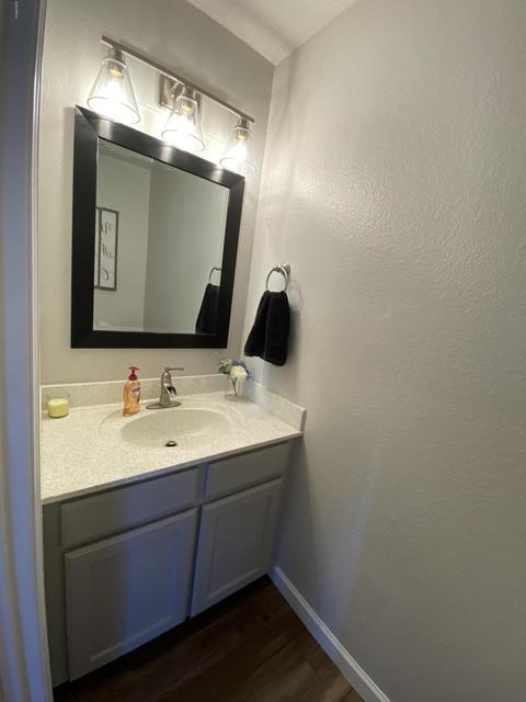 2211 S Peppertree Ct, Gilbert, AZ 85295 photo 11